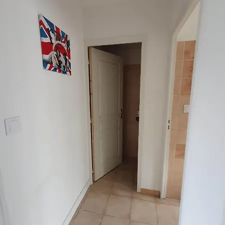 Apartment Les Aventures De Lysie Narbonne